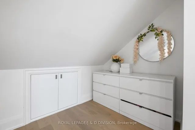 Additional image 37 of 28 Melville Ave