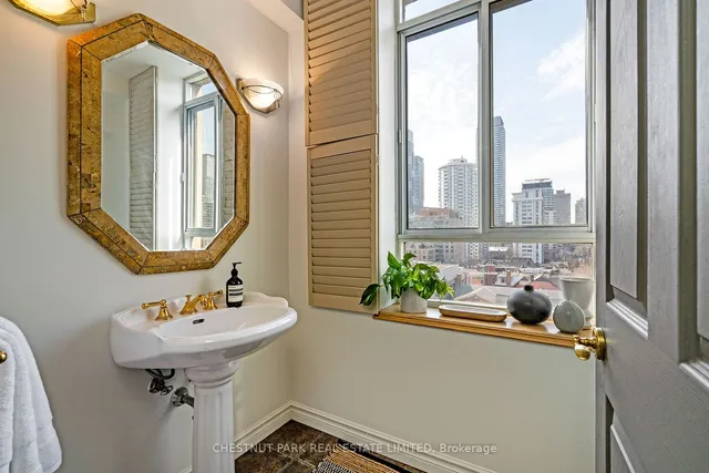 Additional image 21 of 135 Maitland St Unit PH3