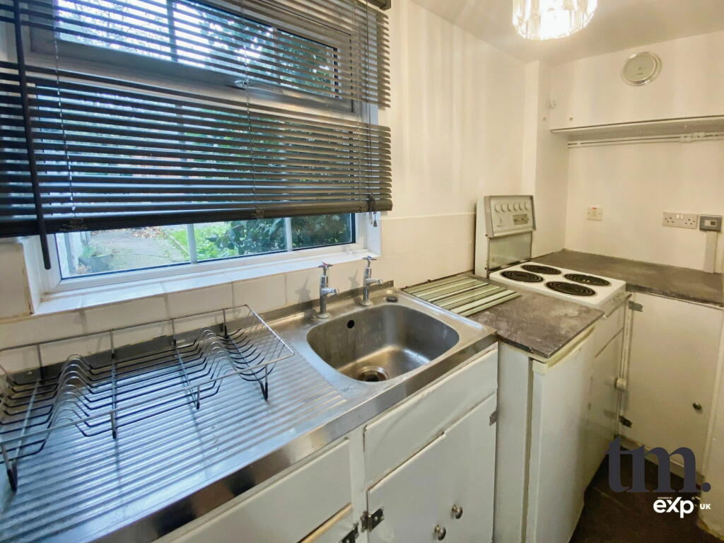 Additional image 5 of East Hill, Colchester, CO1 2QX