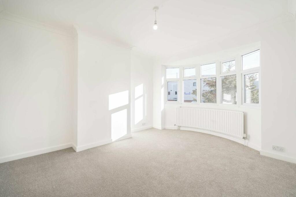 Additional image 6 of Bond Road, Mitcham