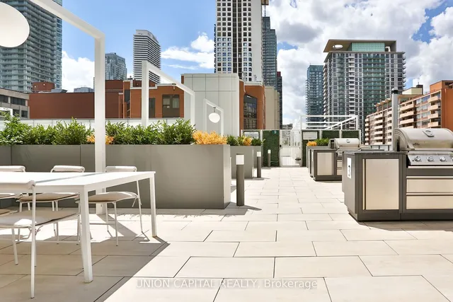 Additional image 34 of 161 Roehampton Ave Unit 203