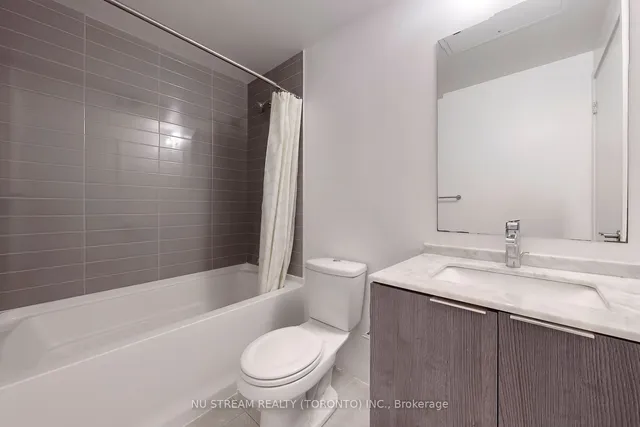 Additional image 10 of 11 Wellesley St W Unit 509