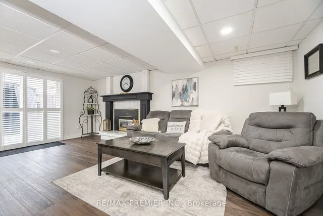 Additional image 31 of 14 Capstan Crt