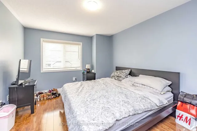 Additional image 16 of 37 Lola Cres