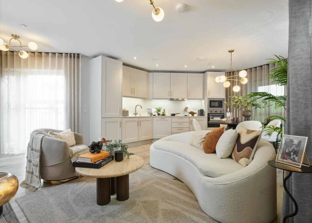 Additional image 4 of Brentwood Central, Western Road, Brentwood