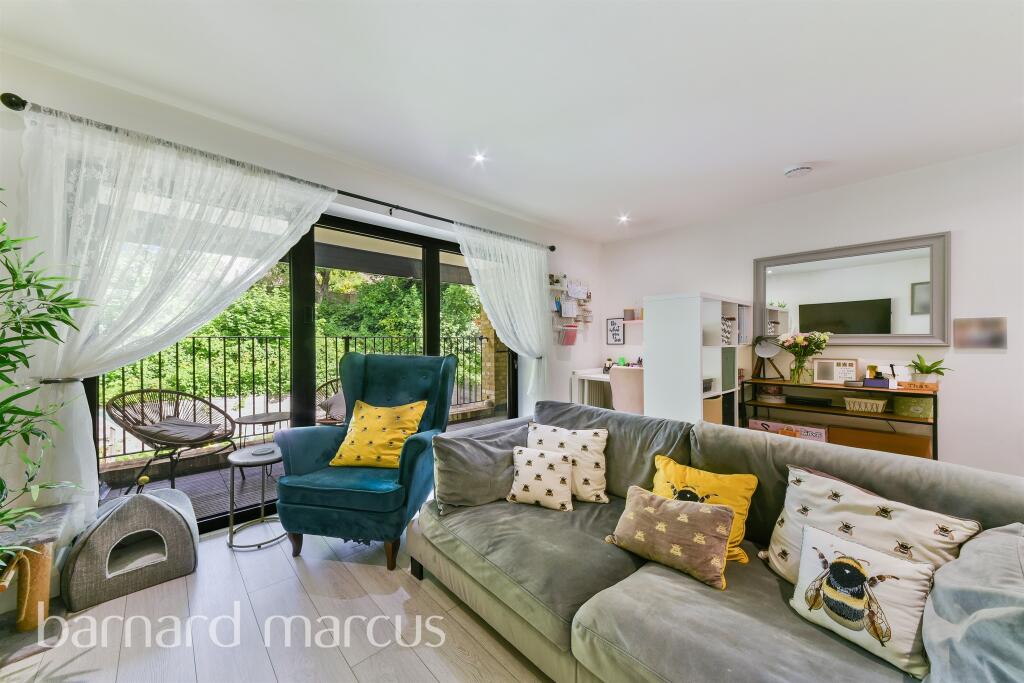 Additional image 13 of Brighton Road, COULSDON