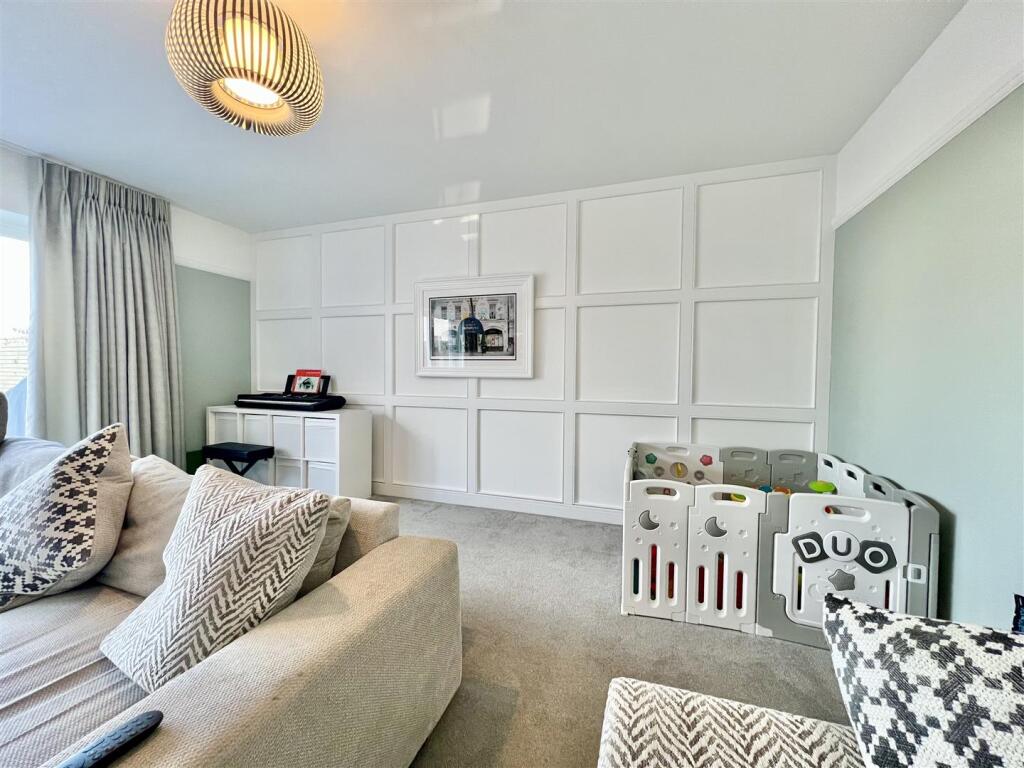 Additional image 11 of Maple Close, Writtle, Chelmsford