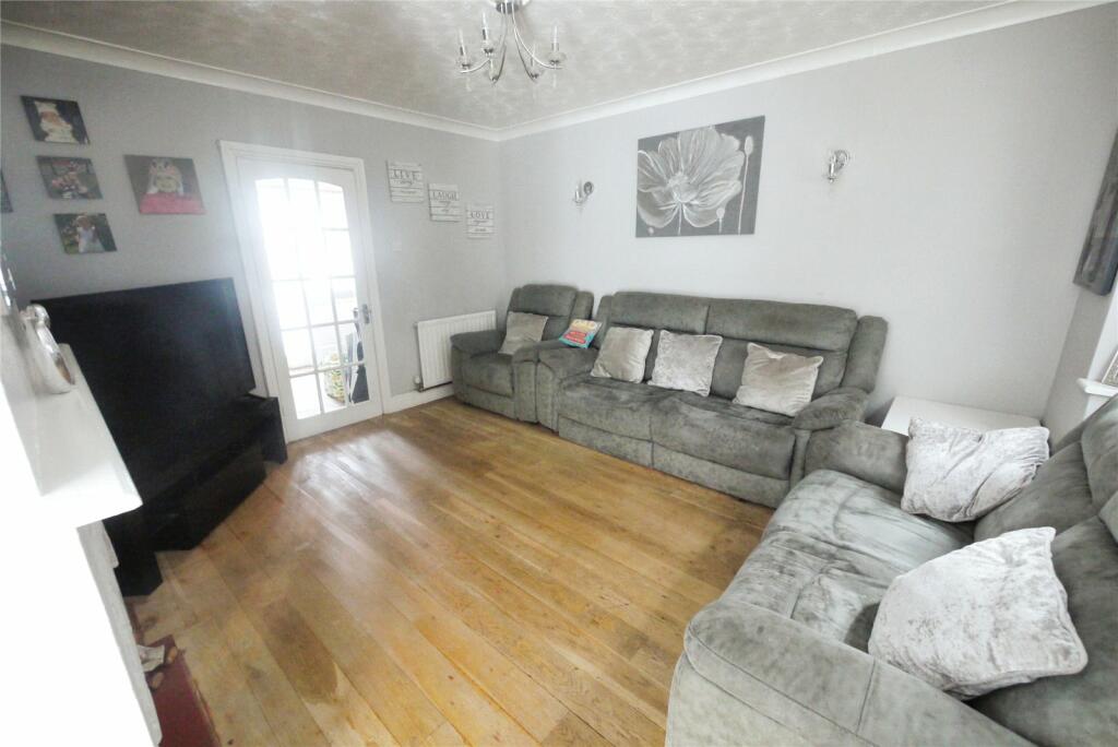 Additional image 6 of Danes Way, Pilgrims Hatch, Brentwood, Essex, CM15