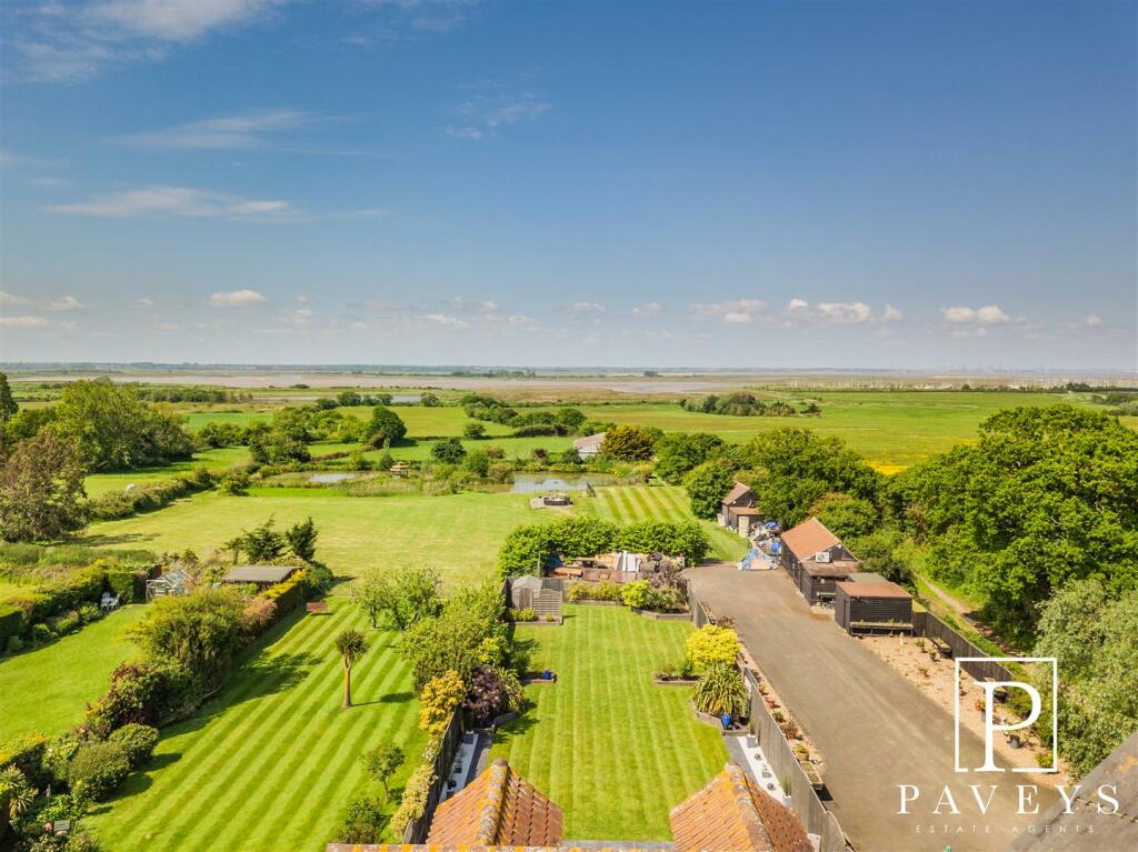 Additional image 7 of Kirby Road, Walton On The Naze