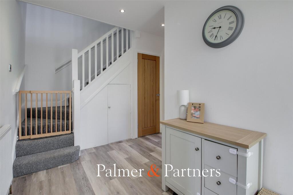 Additional image 6 of Cherry Tree Avenue, Clacton-on-Sea, Essex, CO15