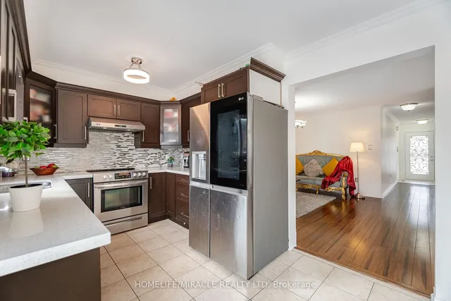 Additional image 10 of 21 Roadmaster Lane