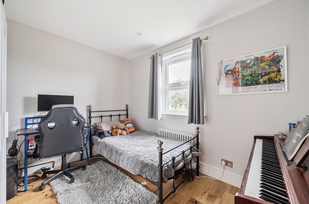 Additional image 18 of The Avenue, Dunmow, Essex, CM6