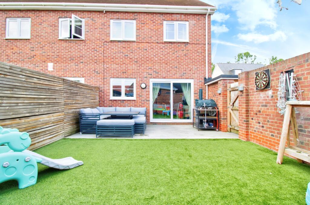 Additional image 17 of Elm Gardens, Mountnessing, CM15