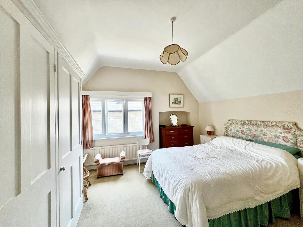 Additional image 14 of The Drive, Coulsdon, CR5