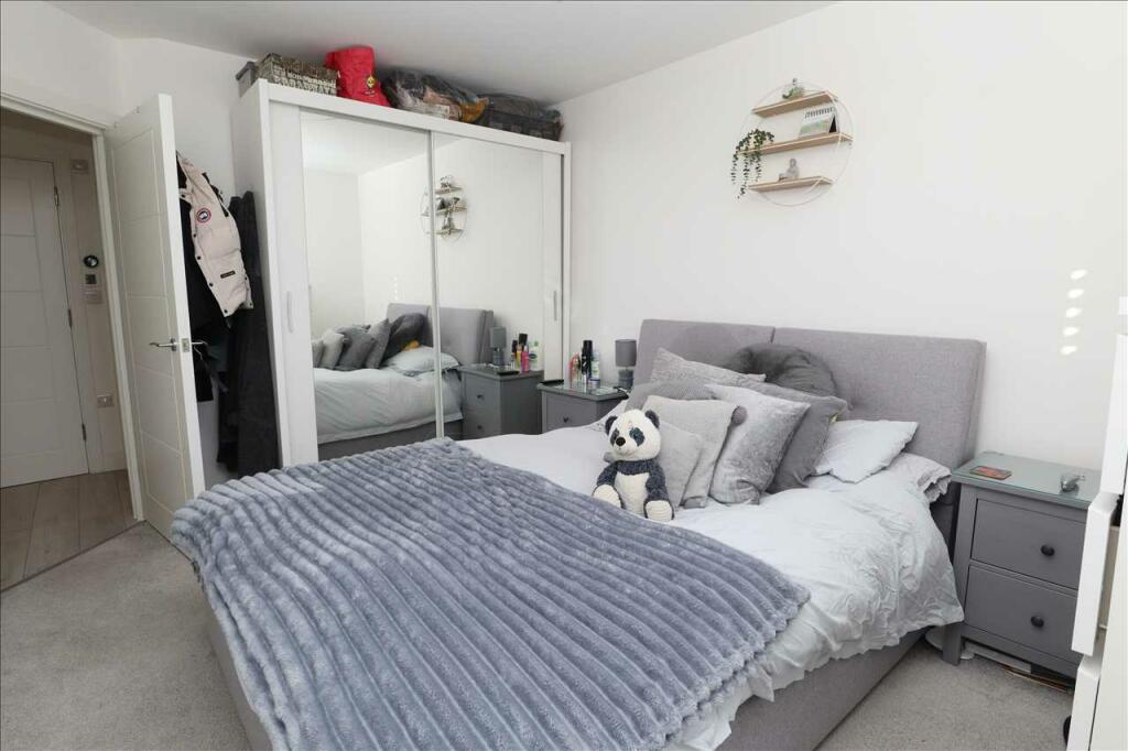 Additional image 8 of South Drive