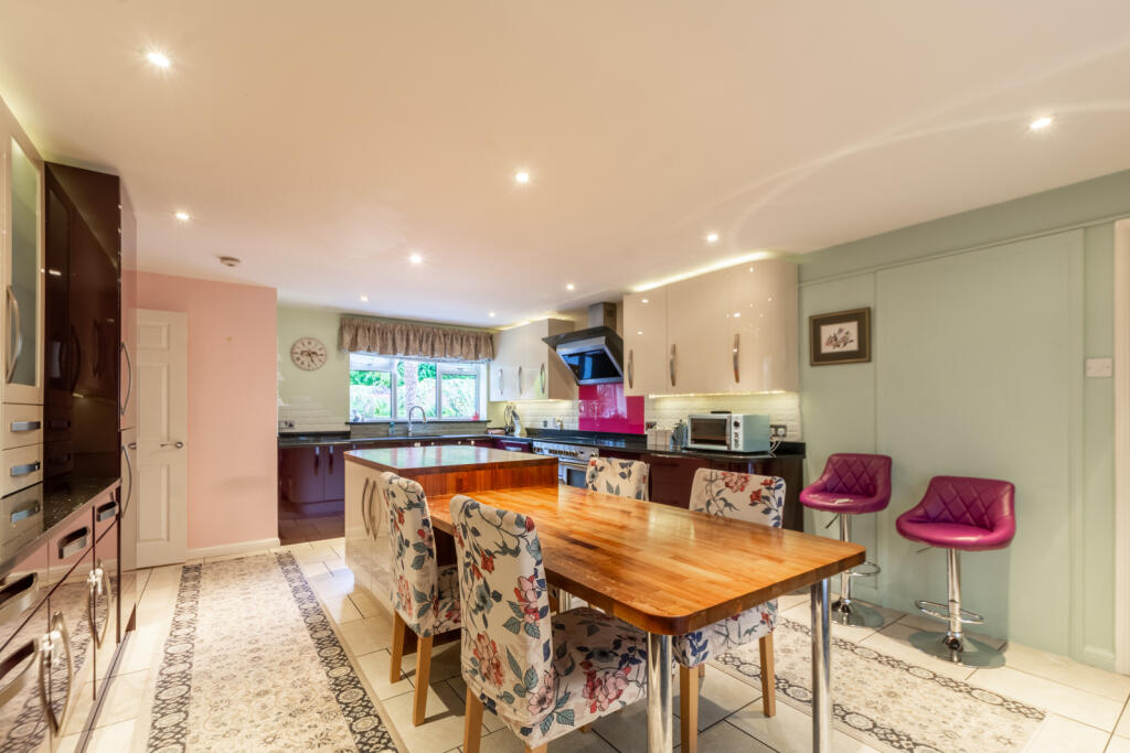 Additional image 4 of Broadoaks Crescent, Braintree, Essex, CM7