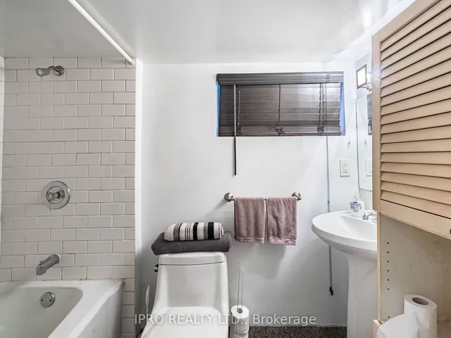 Additional image 36 of 24 Mosley St