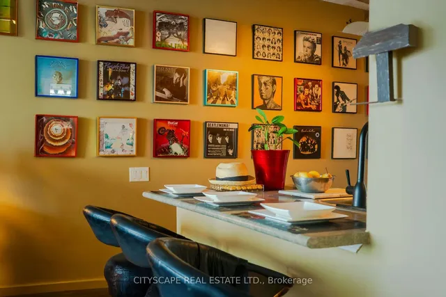 Additional image 5 of 61 Town Ctre Unit 2006