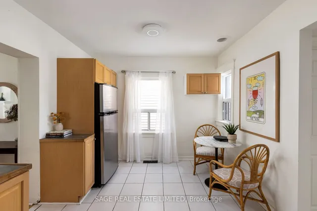 Additional image 15 of 16 Dentonia Park Ave