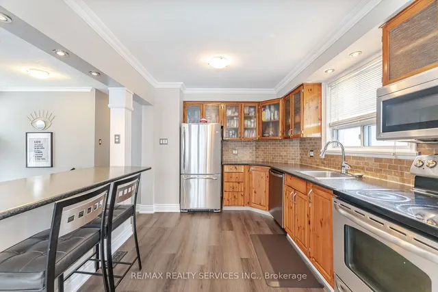 Additional image 8 of 64 Kimbark Dr