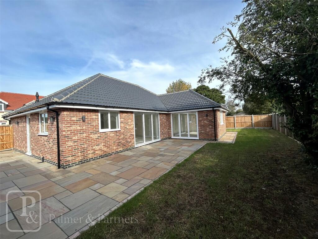 Additional image 18 of The Meadows, Betts Green Road, Little Clacton, Essex, CO16
