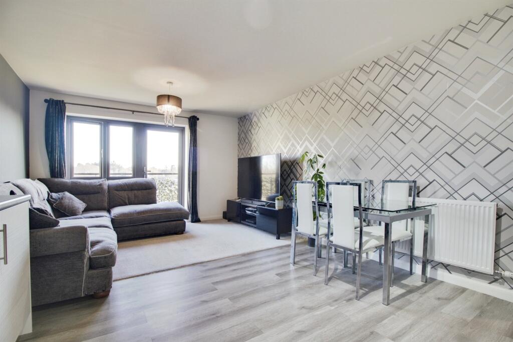 Additional image 5 of Blackthorn Drive, Harlow