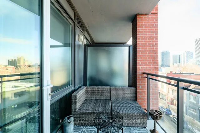 Additional image 20 of 665 Queen St Unit 403