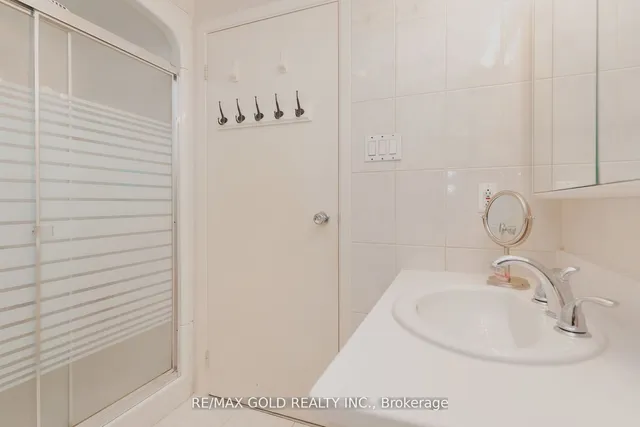 Additional image 20 of 170 Earnscliffe Circ