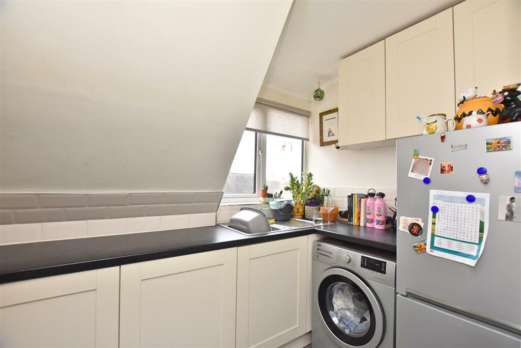 Additional image 4 of Littlecroft, South Woodham Ferrers
