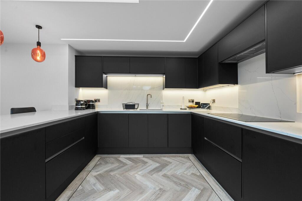 Additional image 4 of Van Diemans Lane, Chelmsford, Essex, CM2