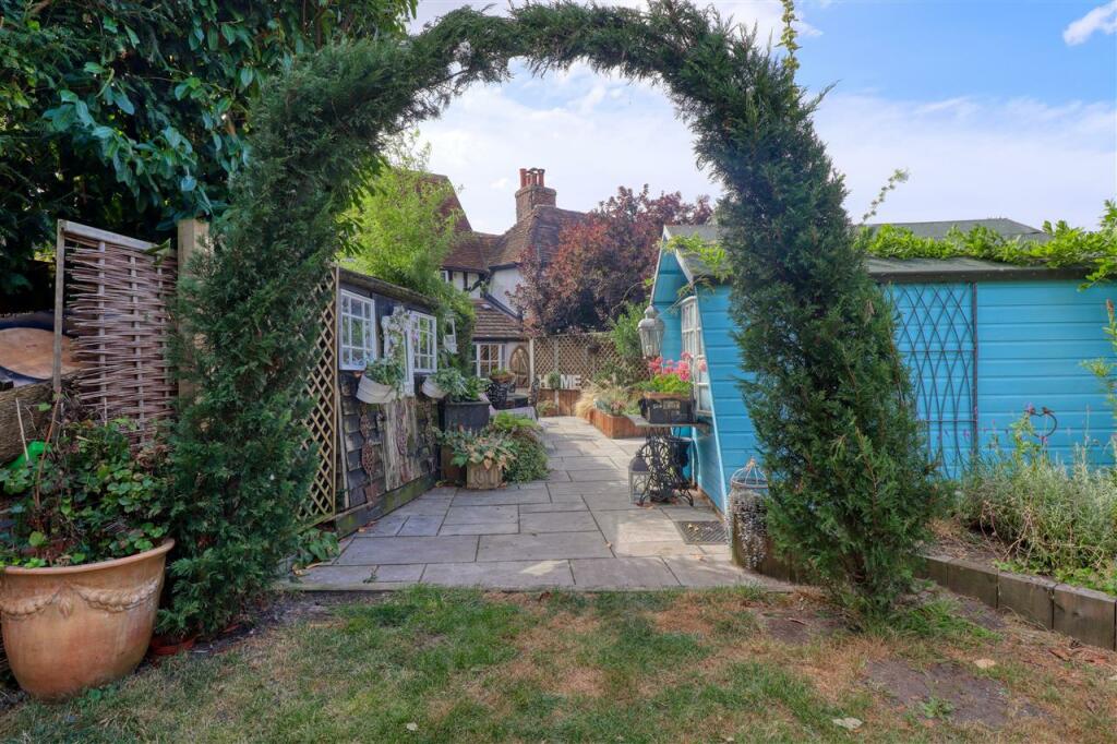 Additional image 17 of Hurst Green, Brightlingsea