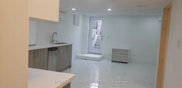 Additional image 35 of 6 Amboise Cres