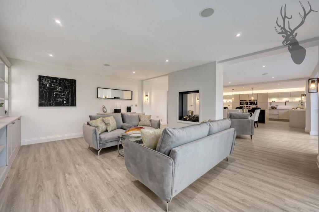 Additional image 13 of Lessington Barn, Theydon Mount