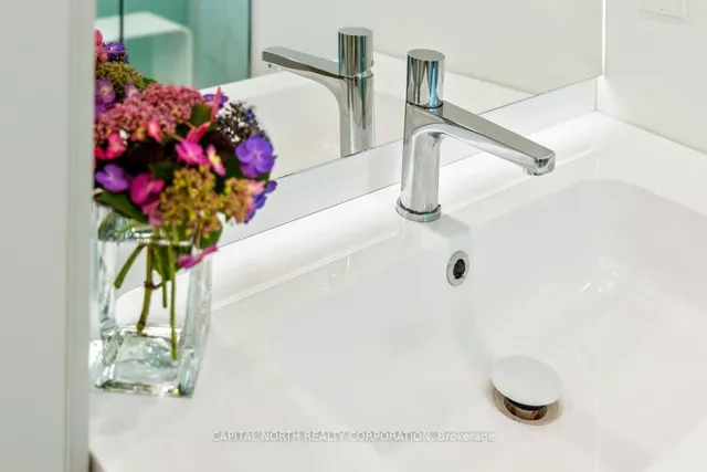 Additional image 23 of 168 King St Unit 1402