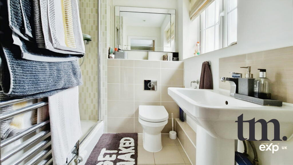 Additional image 7 of Farmer Close, Little Canfield, Dunmow, CM6 1HX