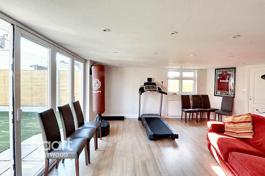 Additional image 19 of Middle Road, Brentwood