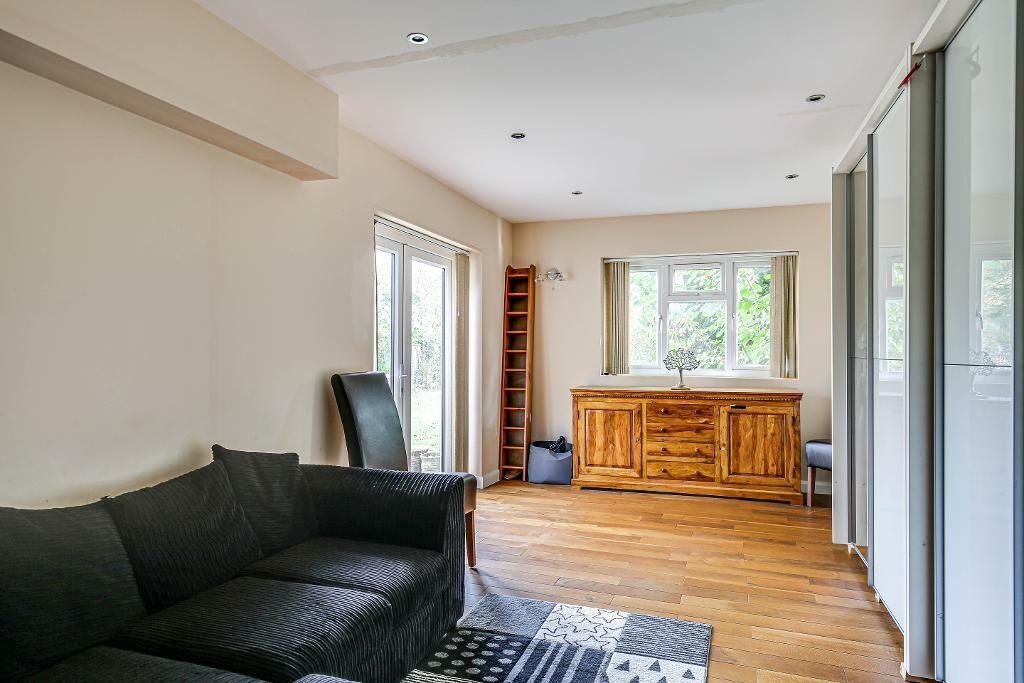 Additional image 10 of Arkwright Road, Sanderstead, CR2 0LL