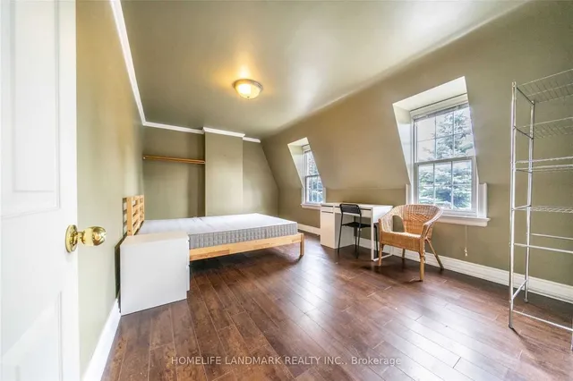 Additional image 4 of 125 Steeles Ave