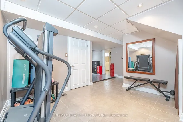 Additional image 22 of 64 Kimbark Dr