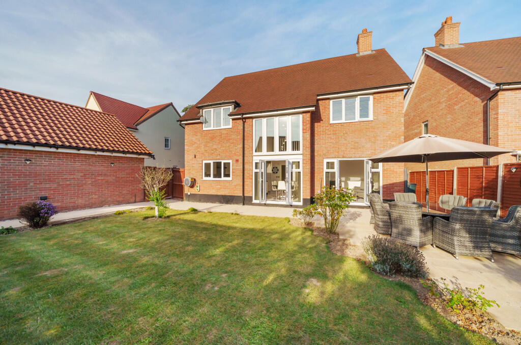 Additional image 20 of Woodpecker Lane, Sible Hedingham, Halstead
