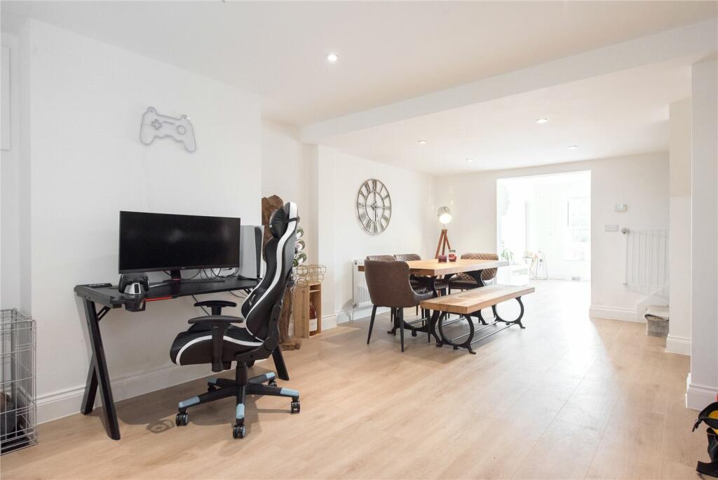 Additional image 7 of Ivy Barn Lane, Margaretting, Ingatestone, Essex, CM4