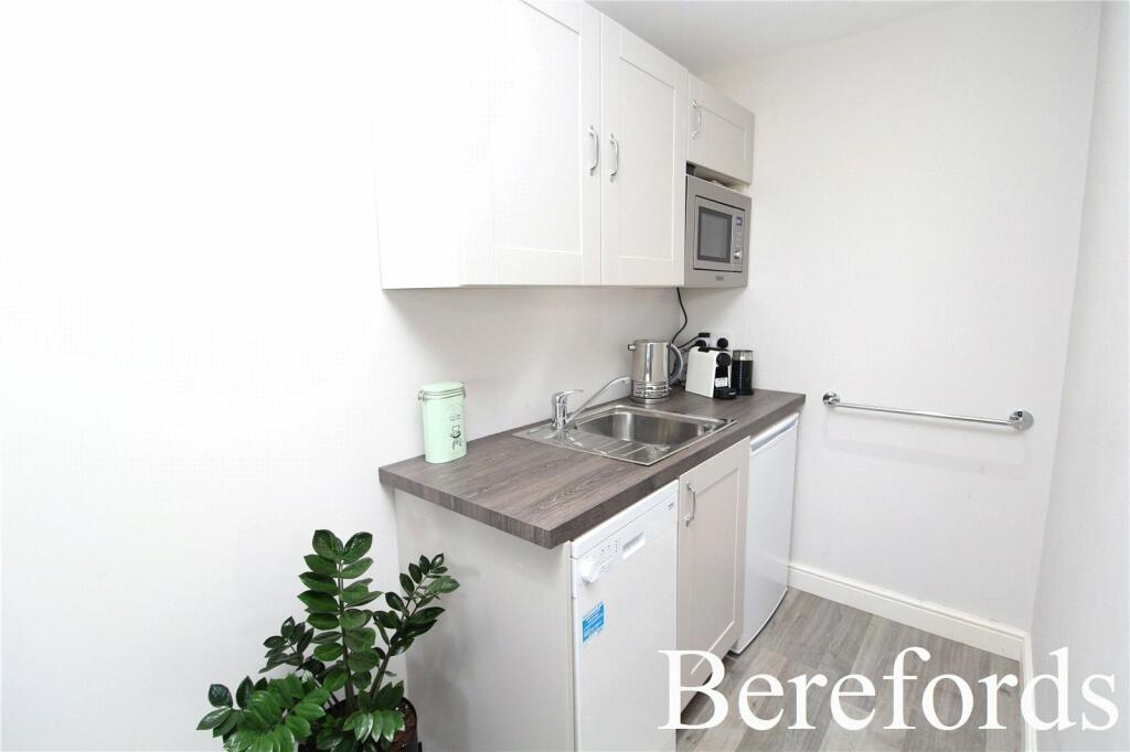 Additional image 27 of Coxtie Green Road, Pilgrims Hatch, CM14