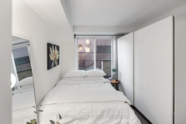 Additional image 8 of 10 Laidlaw St Unit 727