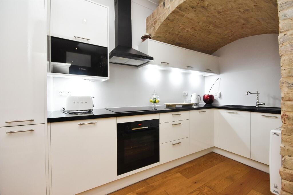 Additional image 7 of The Galleries, Warley, Brentwood