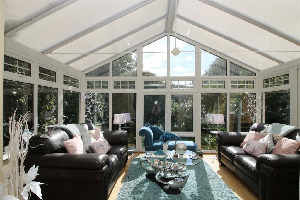 Additional image 8 of Highland Grove, Billericay