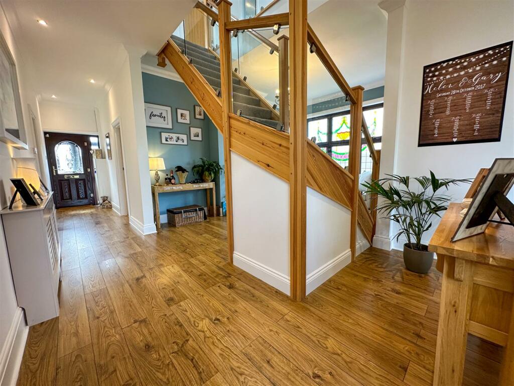 Additional image 3 of Southcliff Park, East Clacton