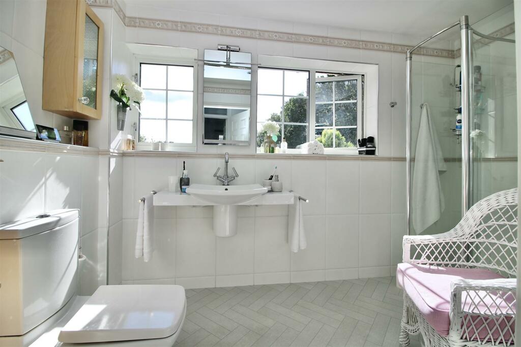 Additional image 15 of Highland Grove, Billericay