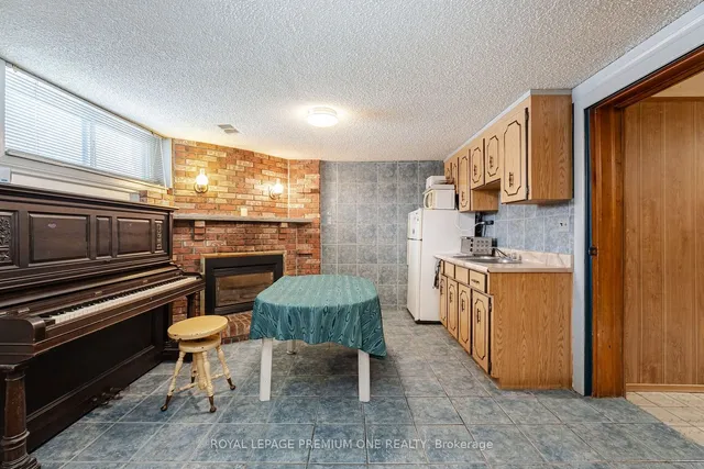 Additional image 11 of 71 Dolores Rd