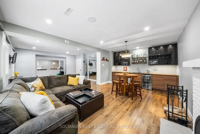 Additional image 10 of 12 Marisa Crt