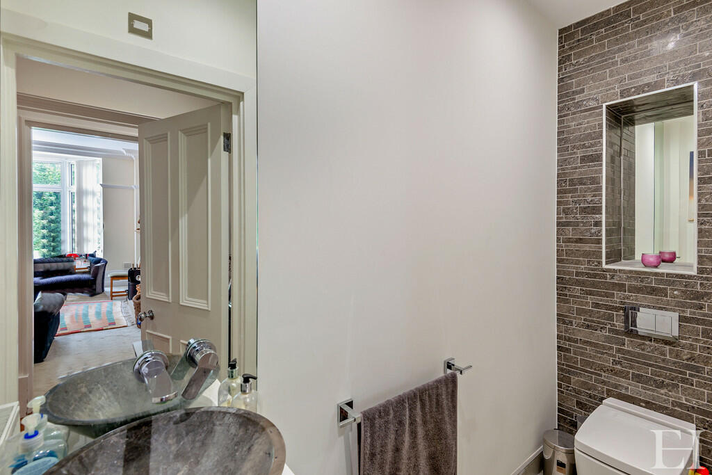 Additional image 17 of Lexden Road, Colchester